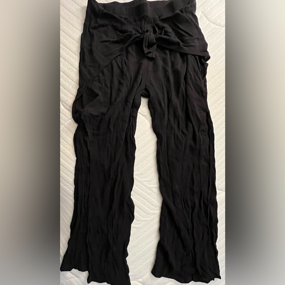 Black flowy pants